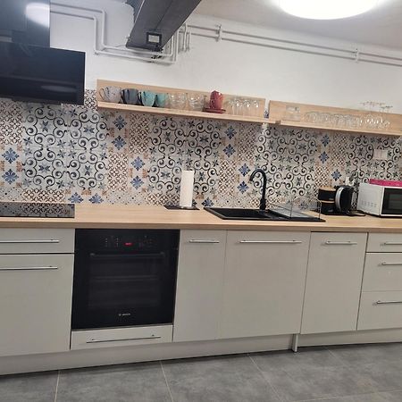 Pokoje Na Warszawskiej Gorzów Wielkopolski Exteriör bild